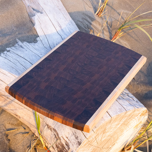 Walnut End Grain Cutting Board (16.75 x 11 in.)